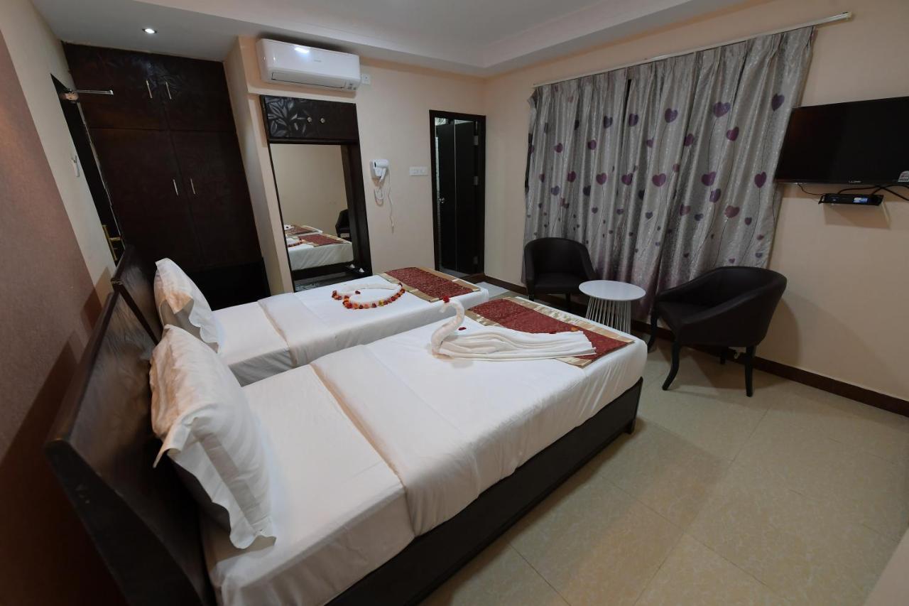 Coastal Grand Hotel Sampath Tiruchirappalli Ngoại thất bức ảnh