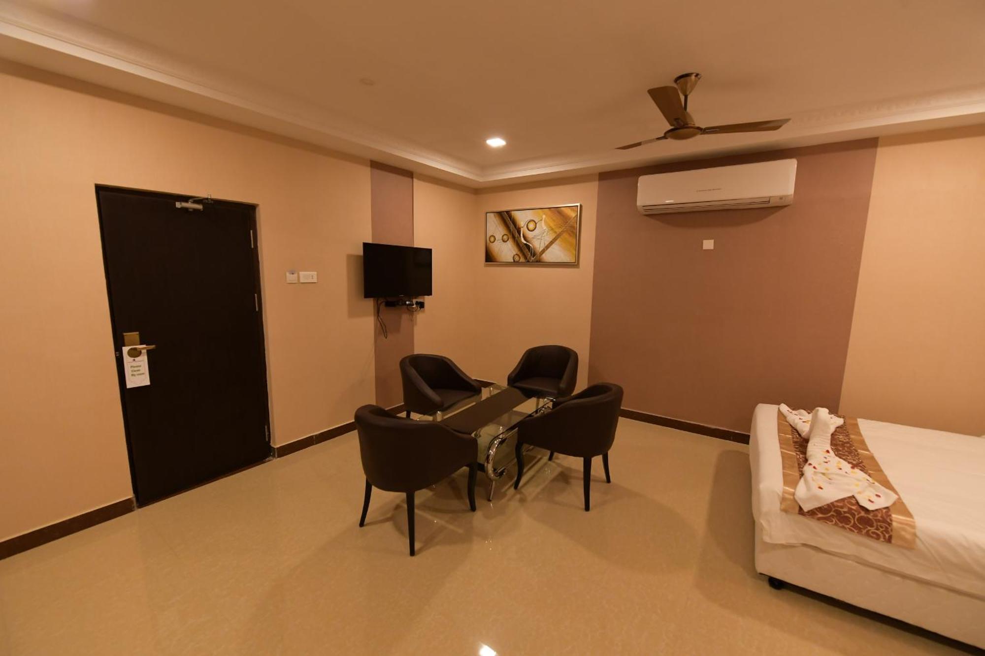 Coastal Grand Hotel Sampath Tiruchirappalli Ngoại thất bức ảnh