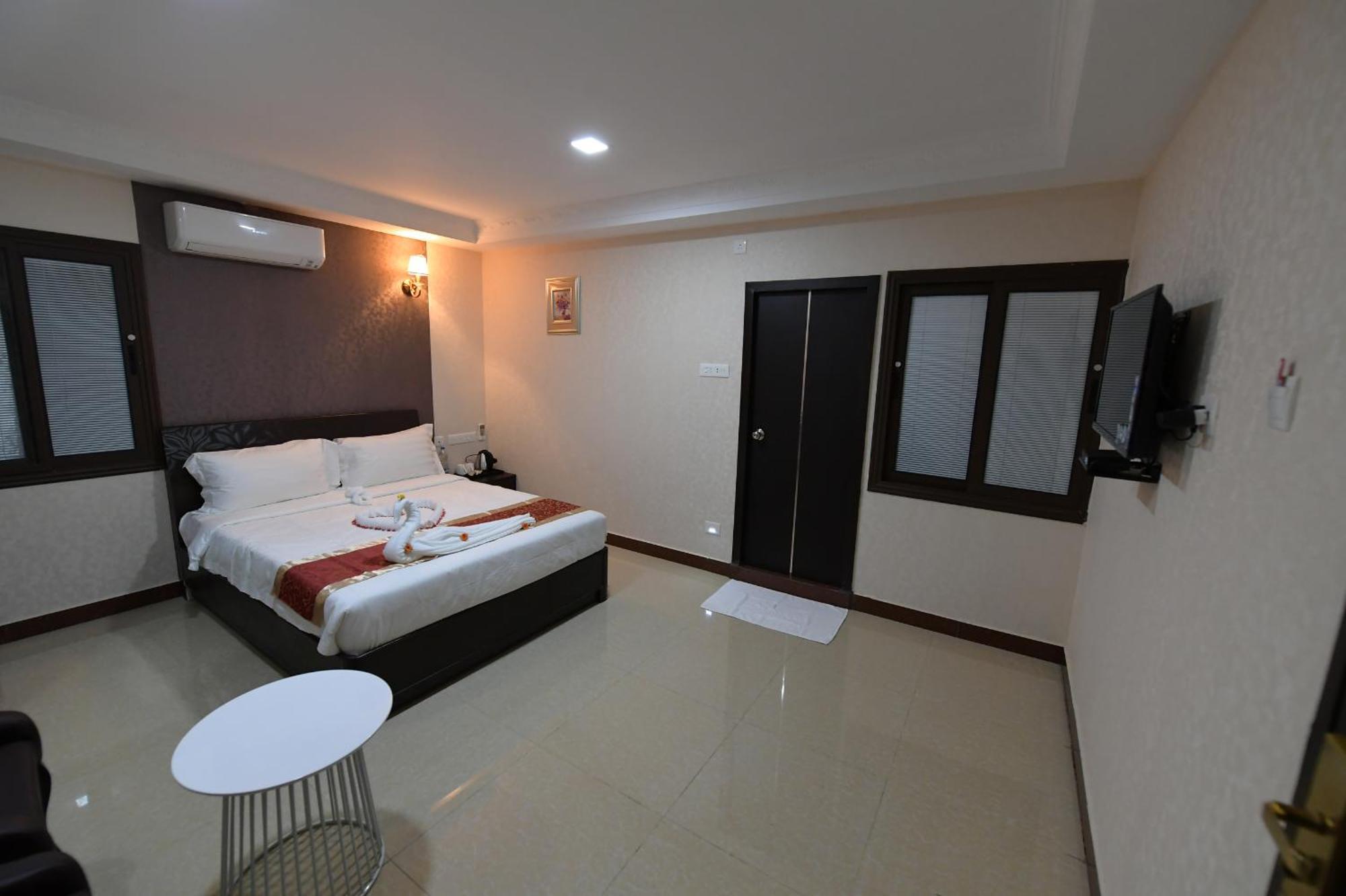 Coastal Grand Hotel Sampath Tiruchirappalli Ngoại thất bức ảnh