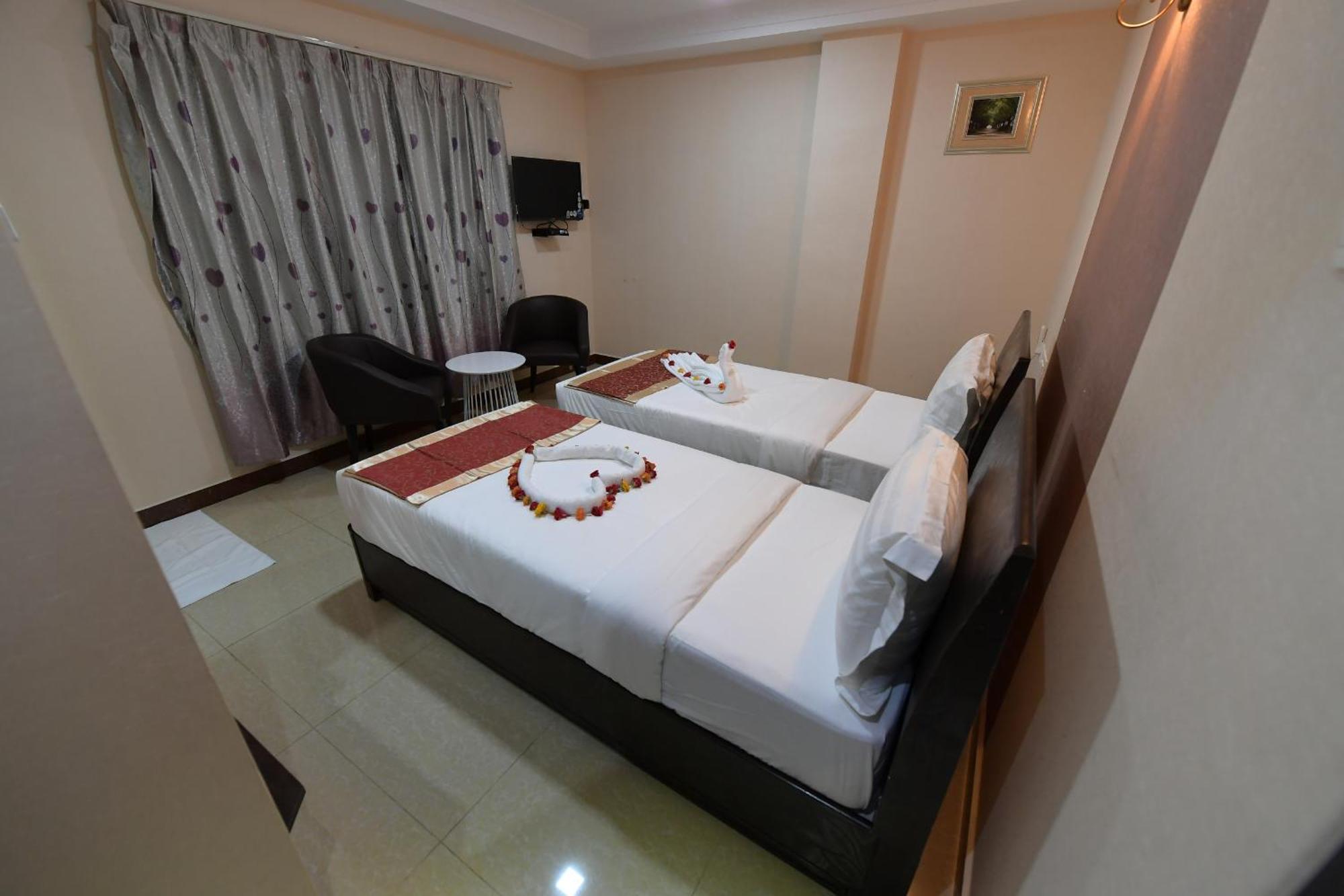 Coastal Grand Hotel Sampath Tiruchirappalli Ngoại thất bức ảnh